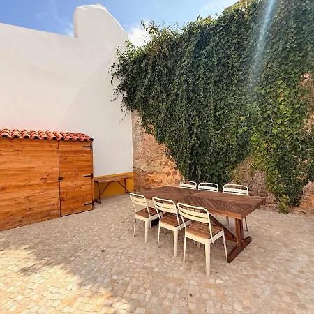 Nyaraló Casa Da Muralha Óbidos
