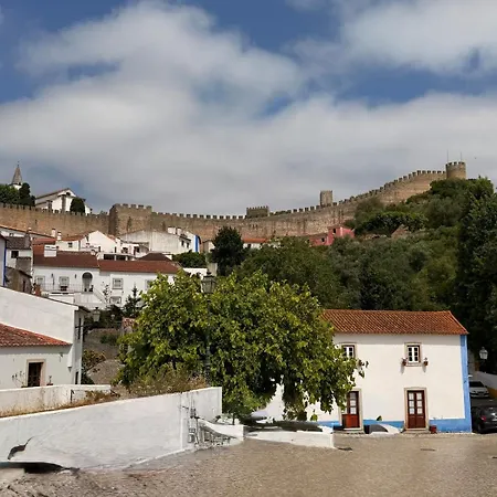Nyaraló Casa Da Muralha Óbidos